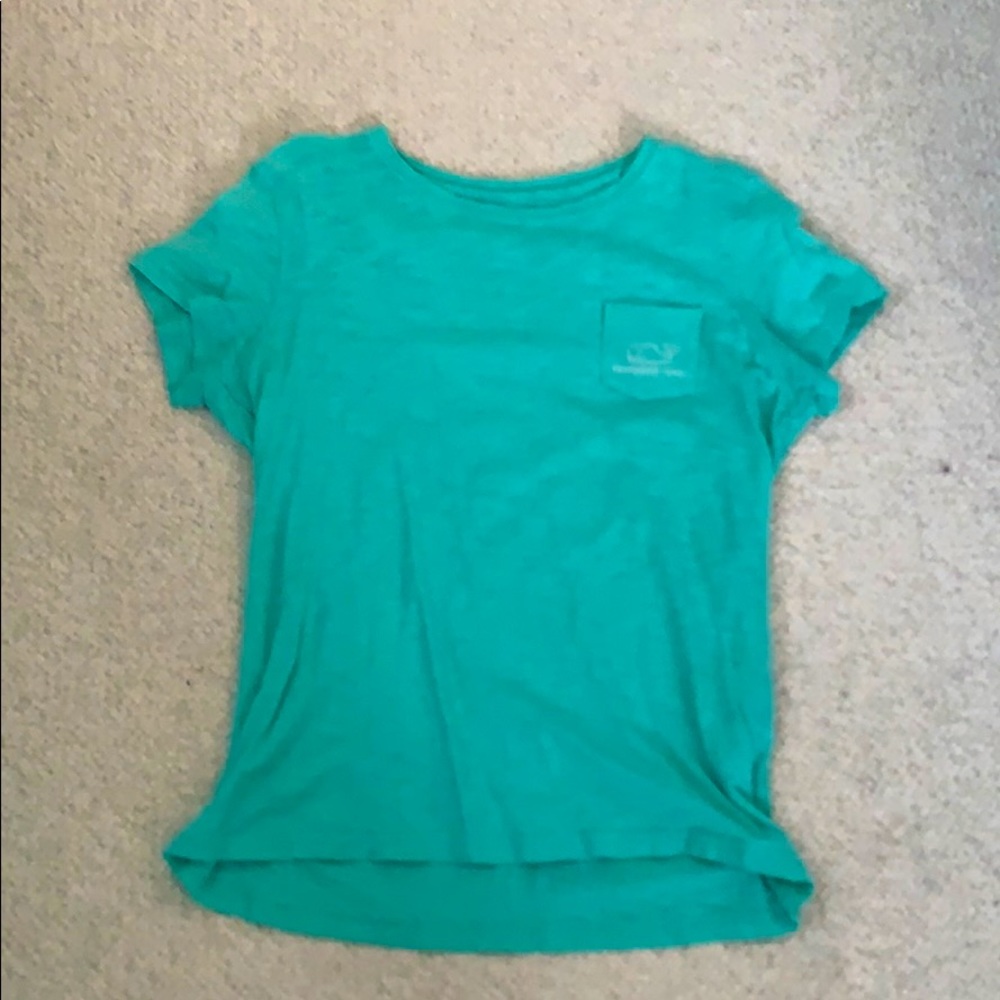 Vineyard Vines t shirt